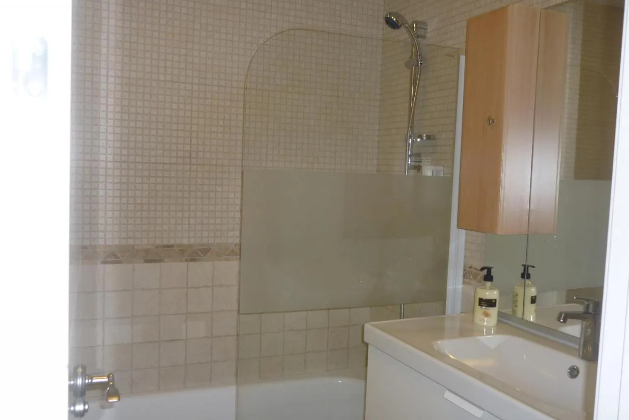 Perfect Location 2 Bed Apt Calahonda Apartment Sitio de Calahonda