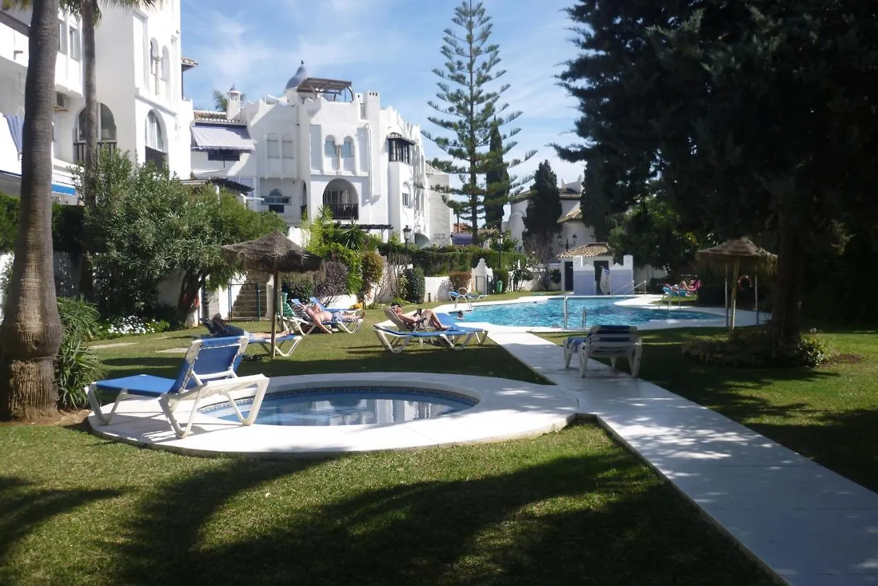 Perfect Location 2 Bed Apt Calahonda Apartment Sitio de Calahonda