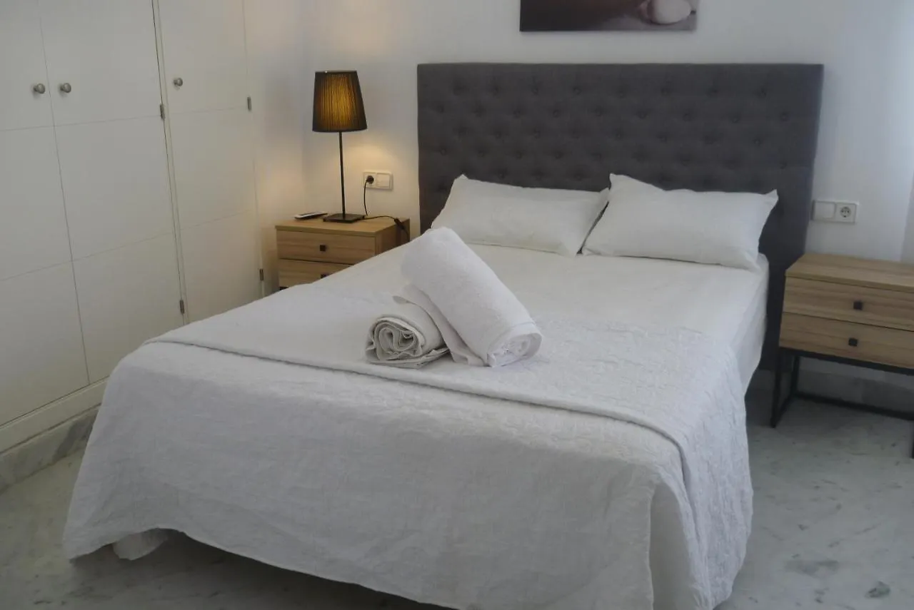 Perfect Location 2 Bed Apt Calahonda Apartment Sitio de Calahonda Spain