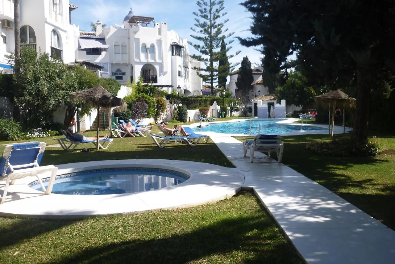 Perfect Location 2 Bed Apt Calahonda Apartment Sitio de Calahonda