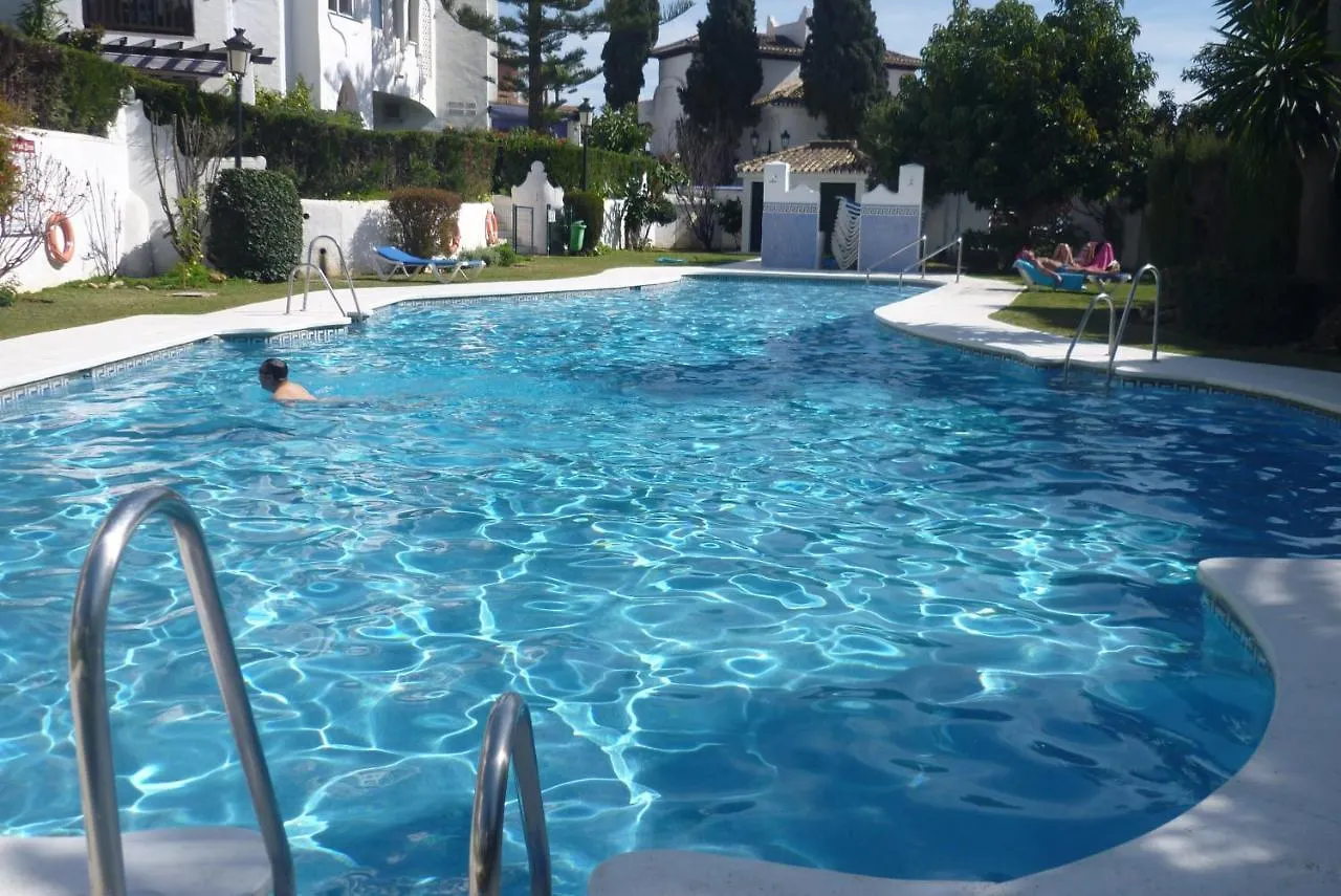 Perfect Location 2 Bed Apt Calahonda Apartment Sitio de Calahonda